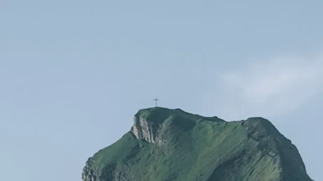 Mittagspitze-in-Damuels-_c_-Lukas-Holland---Damuels-Faschina-Tourismus-_2_.jpg
